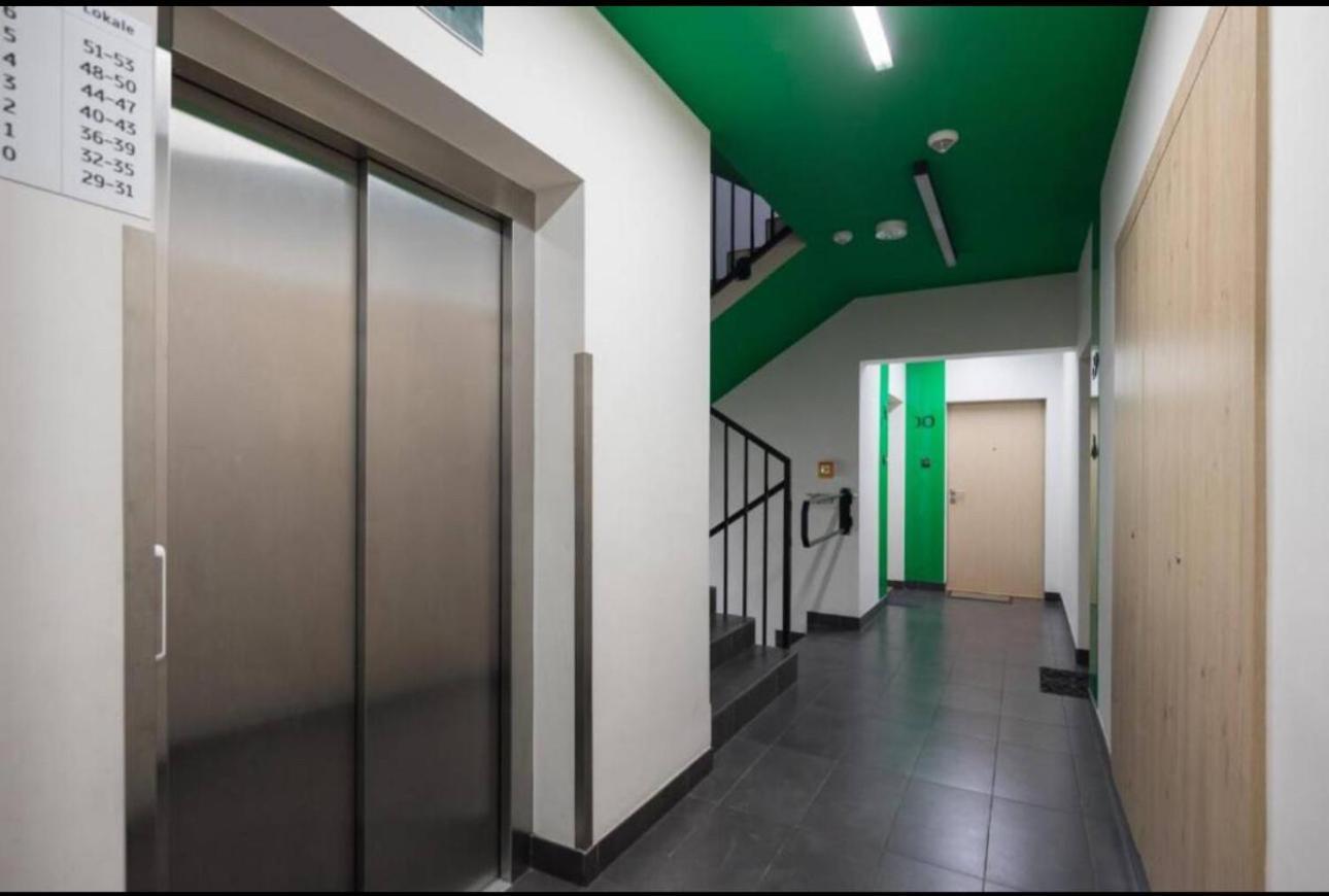 Shiraz Trio Apartament Warszawa Zewnętrze zdjęcie