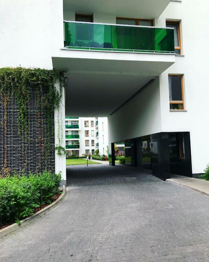 Shiraz Trio Apartament Warszawa Zewnętrze zdjęcie